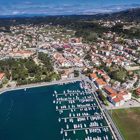 Front In Supetarska Draga
